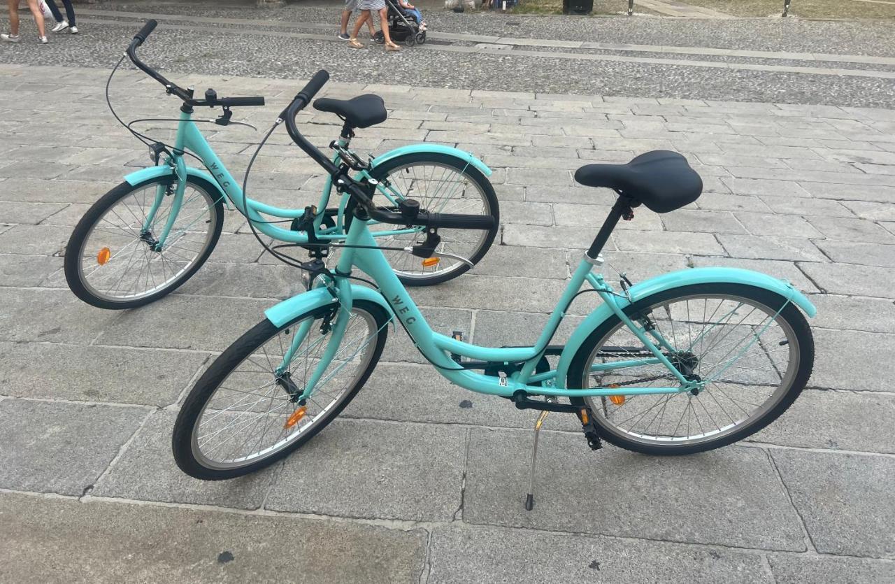Alloggio Del 1400 Nel Cuore Del Centro Storico A 2 Min Dal Porto E Con 2 Bici Gratuite Комо Экстерьер фото